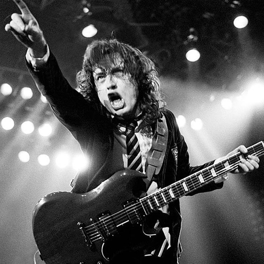 AC/DC: simplesmente Rock And Roll